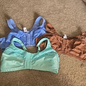 Comfort Choice Set of 3 Non-Wired Lace Front-Closure Bras 42DD